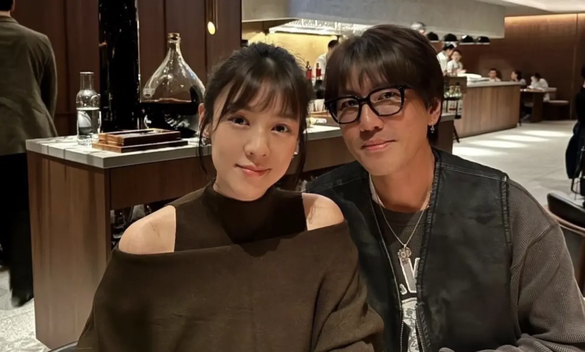 ▲朱芯儀（左）挺過乳癌，近期過40歲生日，她表示人生到了40歲，突然看懂人生事，也特別點名老公衛斯理（右），感謝他的照顧和守護。（圖／翻攝自朱芯儀臉書）