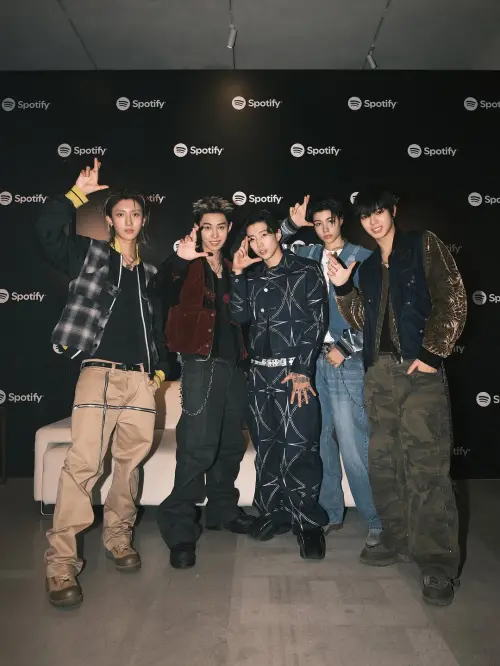 ▲由韓國傳奇嘻哈歌手朴宰範（中）親手打造的團體LNGSHOT，剛出道沒多久就已經累積超高聲量。（圖／翻攝自LNGSHOT IG@lngshot4sho）