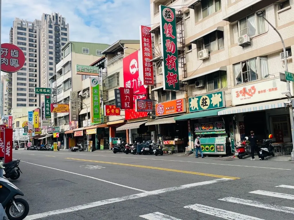 ▲高教進駐南部，周邊的崇德商圈近期租屋、購屋詢問度增。（圖／信義房屋）