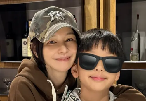 徐若瑄離婚3年秀無名指戒指！10歲兒砸豬公套牢她　挨300針值得了