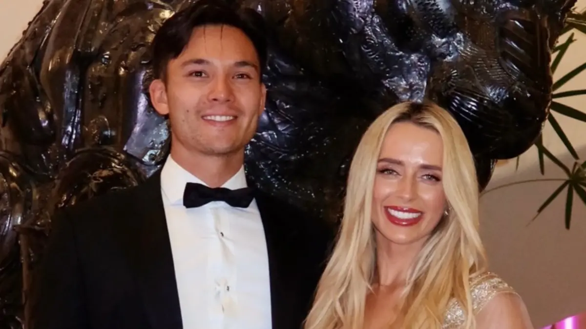 ▲費仔（左）迎來30歲生日，老婆漢娜公開愛妻視角照片，放閃告白。（圖／hanna fairchild IG@hannafairchi）