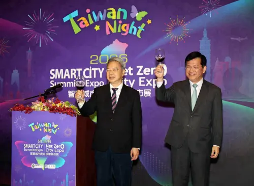 外交部、經濟部首度合辦交流酒會　林佳龍：協助台灣產業布局全球