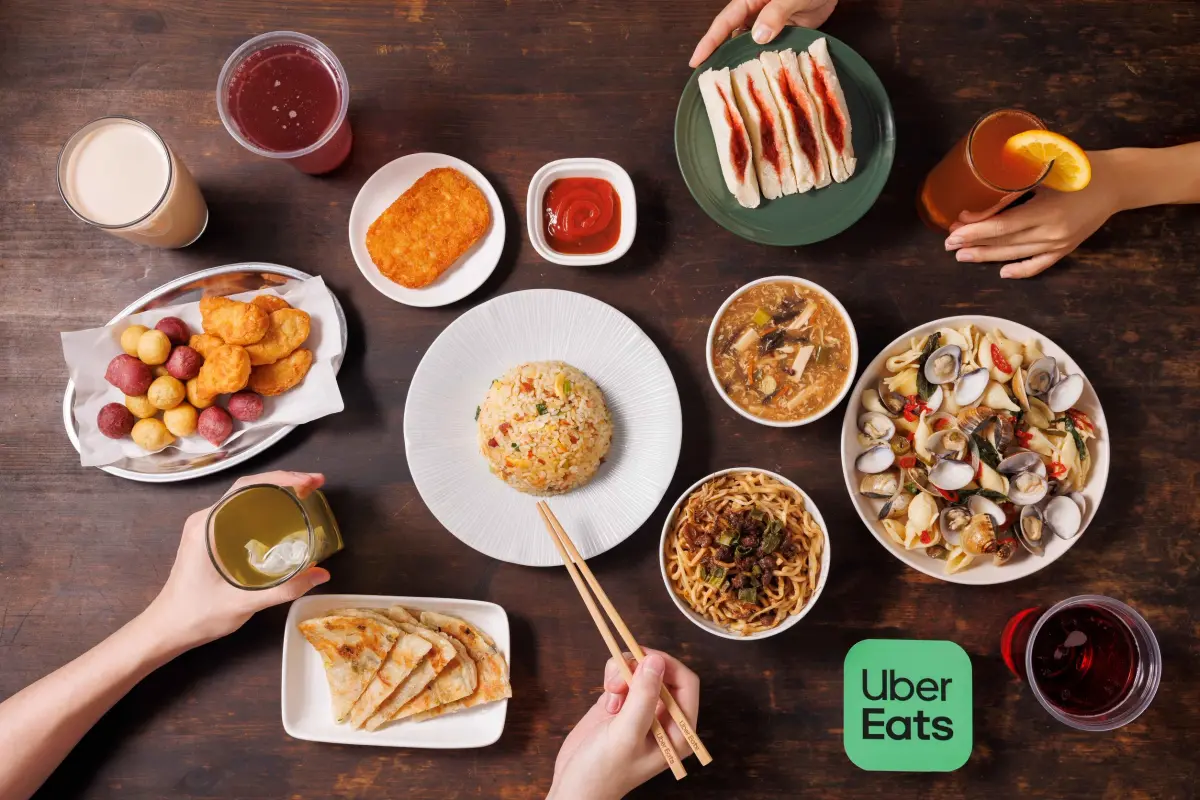 ▲隨著城市生活熱絡，Uber Eats 在台南持續拓展「美食」與「生鮮雜貨」外送兩大即時服務，協助消費者在不同時段想吃、想買，都能更快補齊日常所需。（圖／翻攝畫面）