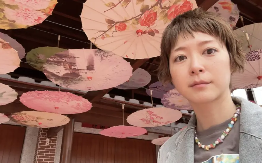 ▲《交響情人夢》「野田妹」上野樹里近日低調來台旅遊，她在IG直呼捷運單程票可愛，還搭台鐵去花蓮玩，沒想到在小吃店吃魚湯時差點鬧烏龍，最後被路過阿伯給解救。（圖／IG@_juri_art_）