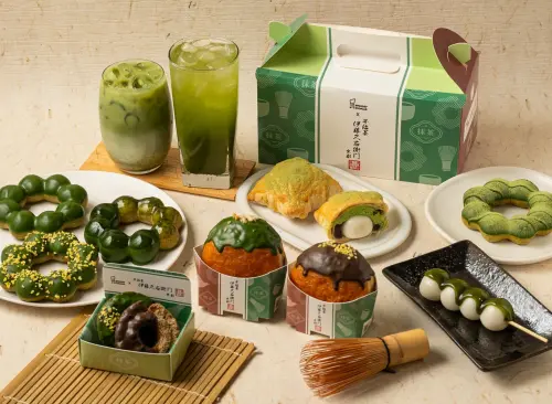 ▲Mister Donut聯名伊藤久右衛門，雙茶饗宴11款新品，推薦生系列雙茶爆餡波波隆尼。（圖／Mister Donut提供）