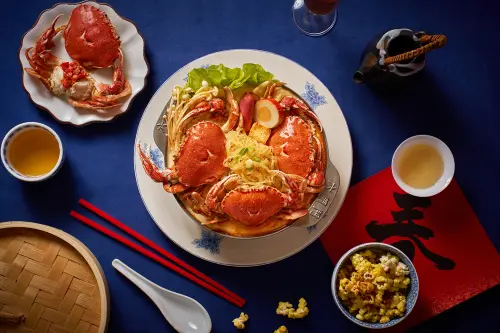 ▲六扇門新品「三蟹叻沙粉絲煲」190元（不含外送平台）。（圖／六扇門提供）