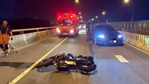台61線深夜死亡車禍！25歲重機女自摔　貨車「來不及閃」當場輾斃