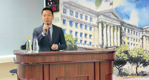 ▲北院法官許凱傑表示，國安判決書是否公開、如何遮掩以及律師閱卷的限制，實務上沒有規範，個案做法不同已導致爭議和訴訟的困難。（圖／檢察官協會提供）