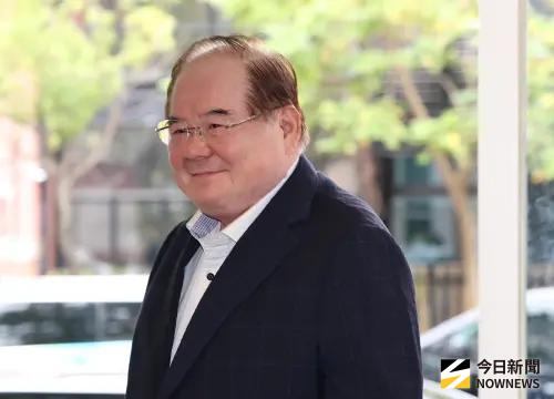 國民黨高層座車遭裝追蹤器！李乾龍證實　中央黨部急清查