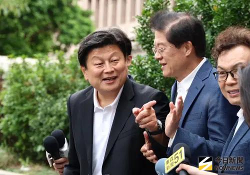 ▲國民黨團總召傅崐萁再度缺席總預算協商，遭韓國瑜當場點名，要求本人出席、授權書記長或辭去總召3選1。（圖／記者朱永強攝）