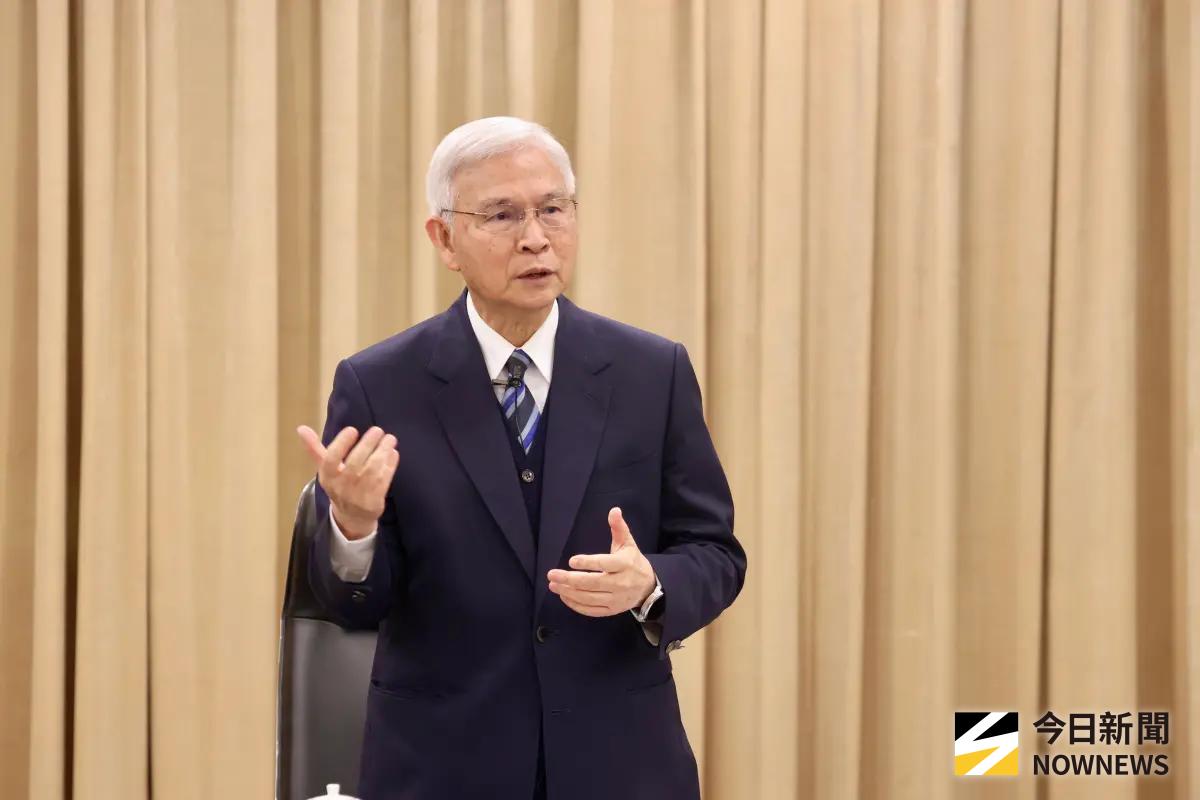 ▲中央銀行今（19）日召開2026年首季理監事會，微幅鬆綁房市管制措施，總裁楊金龍在會後記者會也對外說明原因。（圖／攝影中心）
