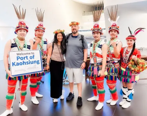▲高雄港務分公司與高雄市政府海洋局合作安排迎賓活動。(圖／高雄港務分公司提供)