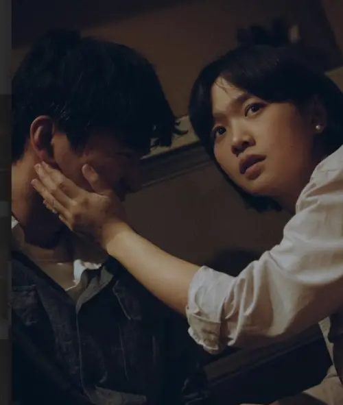 ▲《死亡之握：鬼牽手》驚悚詭異的氣氛，讓配樂者都感受到壓力。（圖／網銀國際提供）