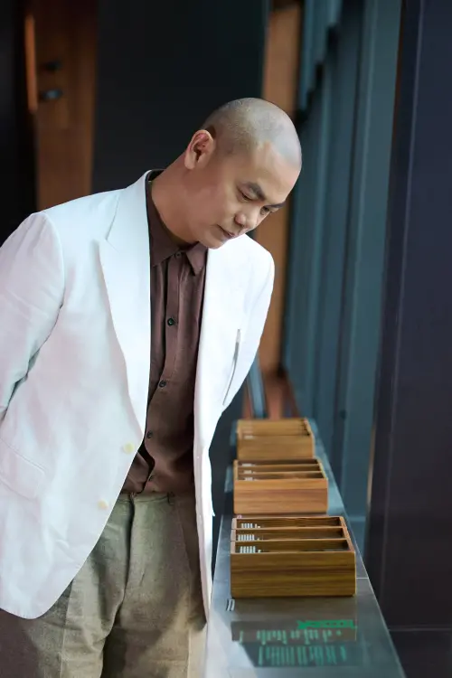 ▲江振誠為「饗A Joy」設計的《四季交饗曲》，以春、夏、秋、冬為主軸。（圖／饗A Joy提供www.ajoy.com.tw/）