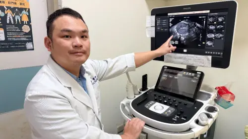 ▲傅紹齊醫師示警，長期單獨補充雌激素若缺乏黃體素平衡，將大幅拉高子宮內膜癌癌變風險。（圖／國軍台中總醫院提供）