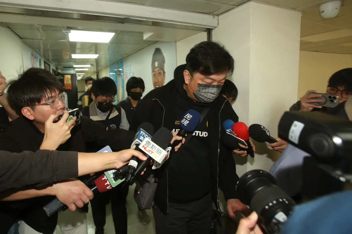 ▲國民黨議員李傅中武涉嫌透過人頭詐領助理費，今（20）日住處、辦公室等五處遭檢方搜索。（圖／記者邱曾其攝）