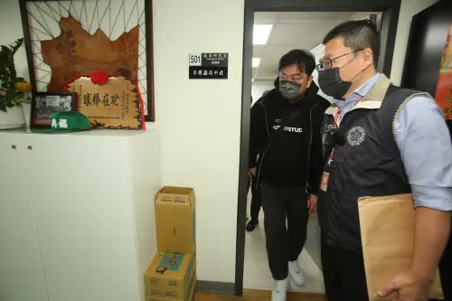 ▲捲入助理費詐領案的台北市議員李傅中武是女藝人傅天穎的哥哥。（圖／記者邱曾其攝）