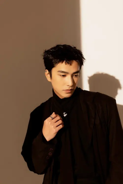 ▲曾敬驊的演藝版圖也跨向國際，《鼠一般的你》和日本的導演、女星合作。（圖／前景娛樂提供 ©quencyyen）