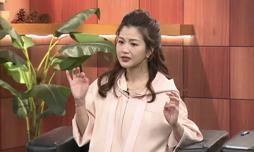 42歲小Call消失演藝圈！親人癌逝、遭詐騙百萬　淚崩苦陷人生低潮
