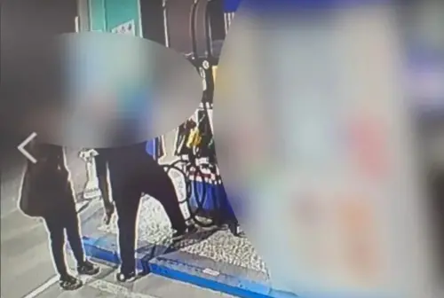 嘉義燈會閉幕日傳縣府停車場縱火案！清潔工買汽油畫面曝
