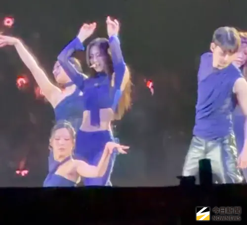 ▲子瑜為台灣粉絲帶來SOLO舞台〈RUN AWAY〉。（圖／讀者提供）