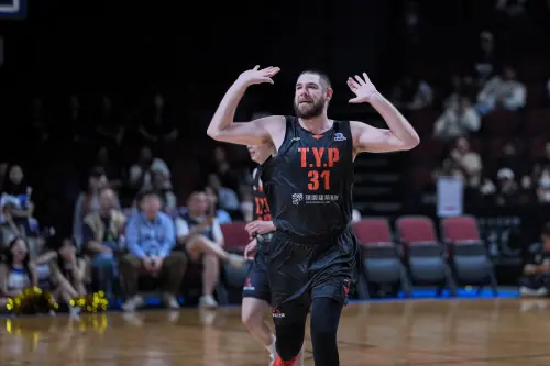 領航猿粉絲自費飛澳門挺球隊　阿提諾心存感激：用好表現回饋球迷