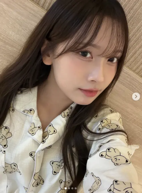 ▲金佳垠（如圖）被譽為「吃可愛長大的」，擁有大批粉絲擁護。（圖／翻攝自金佳垠IG＠rkouee）