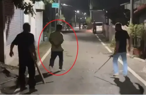 台中酒醉男持刀闖廟會刺傷3人！嫌犯棄車逃往山區　警方追緝中