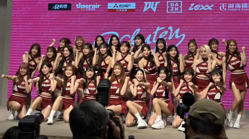 樂天女孩Rakuten Girls 27位成員亮相!高佳彬、金佳垠熱舞炸場了