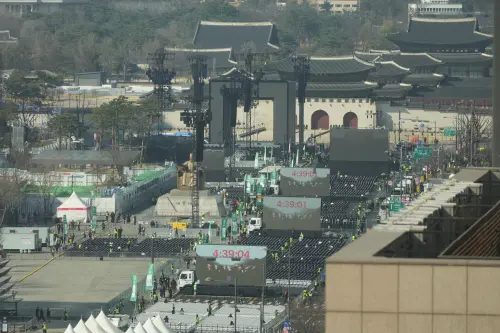 ▲BTS昨於首爾光化門廣場開唱，周邊交通管制。（圖／資料照）