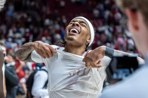 ▲根據《Bleacher Report》最新選秀預測與球探報告顯示，勇士隊目前正密切觀察阿拉巴馬大學的爆發型後衛拉巴隆·菲隆二世（Labaron Philon Jr.）。（圖／美聯社／達志影像）