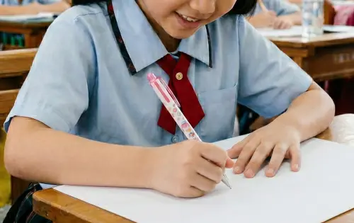 小學低年級禁用自動鉛筆！變上課潛規則　老師公布2原因：會後悔

