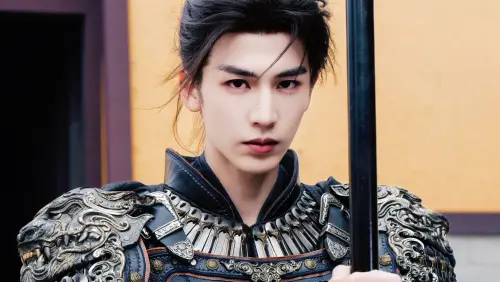 《逐玉》張凌赫為何不敢大笑？昔胖到100公斤　減肥留尷尬後遺症