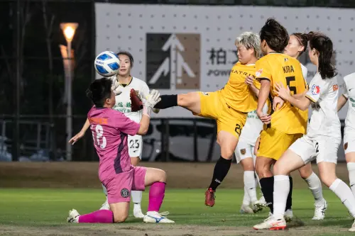 ▲塚本奈緒上演帽子戲法，8比0也讓高雄先鋒一舉躍居木蘭聯賽第二名。（圖／高雄先鋒提供）