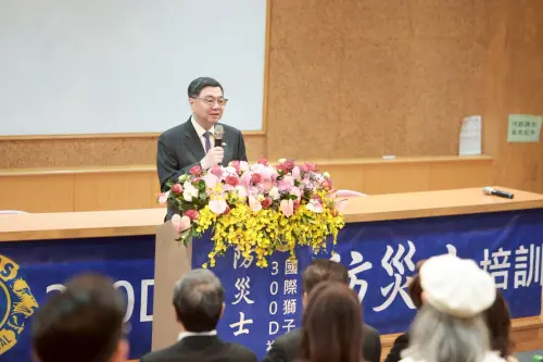 中油緩漲油價吸收34億　卓榮泰：去加油站要跟中油說謝謝