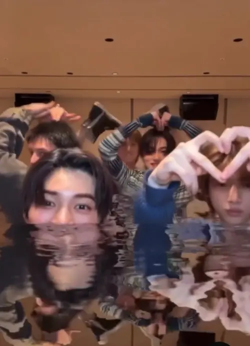 ▲CORTIS（如圖）發搞笑影片，為師兄BTS的新專輯主打歌〈SWIM〉宣傳。（圖／IG@cortis）