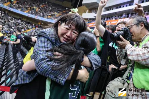 陽明高中爆冷奪冠！全隊點唱劉德華《今天》　李台英親曝動人原因