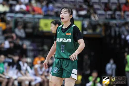 ▲儘管前一戰繳出大三元數據，但陽明教練李台英賽後曾直言「這不是最好的她」，期許蘇衡能給予隊友更多信任。（圖／記者朱永強攝）