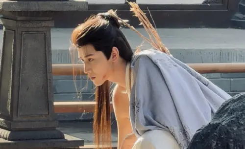 ▲任豪在《逐玉》中負荊請罪。（圖／翻攝自微博@任豪）