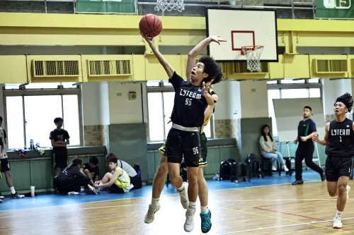 U19籃球聯盟／沾光陽明HBL首冠！李品宏偷師戰術　建中駱永勛助陣