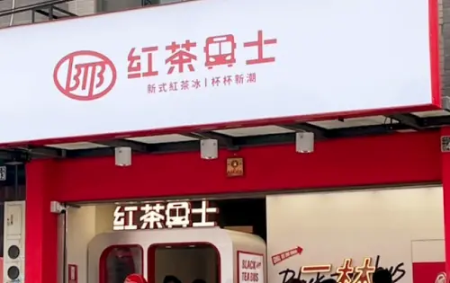 紅茶巴士「3年開100店」！起源、老闆娘背景曝　店王每月淨賺17萬
