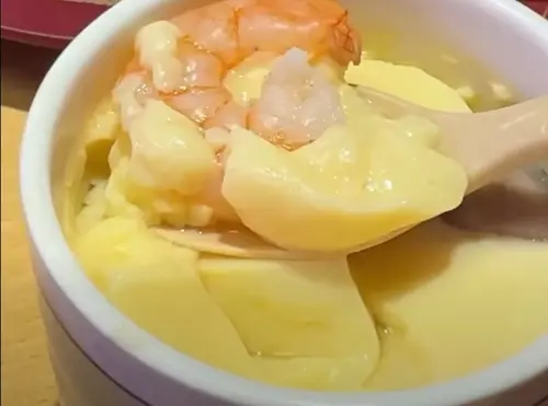 ▲一名女大生在壽司郎用餐，只點一碗茶碗蒸在店內讀書，沒想到引來眾多網友批評。（圖／台灣壽司郎臉書）