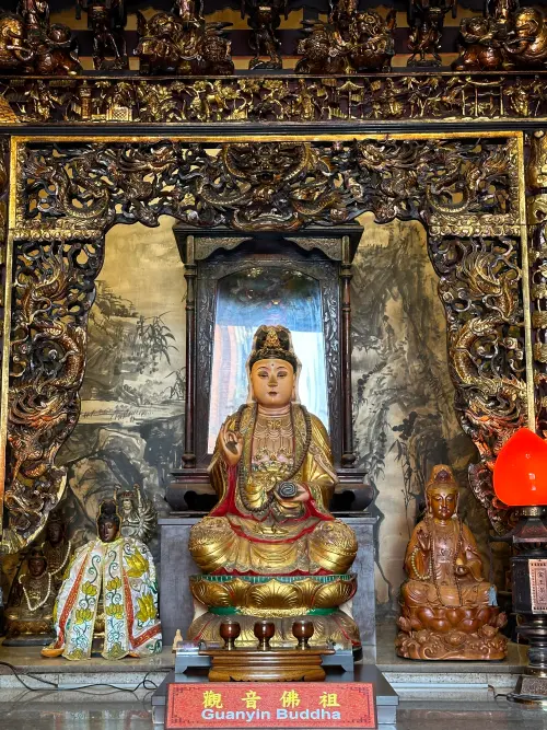 ▲2026年農曆2月19日（國曆4月6日）是觀世音菩薩誕辰，圖為台中樂成宮觀音佛祖。（圖／楊登嵙提供）