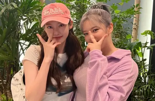 ▲▼TWICE上個月在台北大巨蛋開演唱會時，定延（上圖右）的演員親姊孔升妍（上圖左，下圖）特地飛來台北支持，更在IG曬出TWICE應援棒的認證照。（圖／孔升妍IG@0seungyeon）