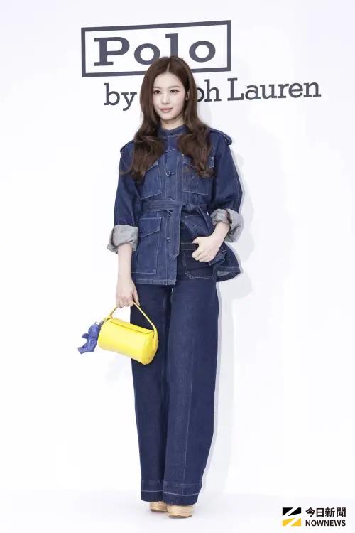 ▲Sana今天以丹寧套裝現身品牌活動，一身幹練模樣超帥氣。（圖／記者吳翊緁攝）