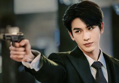 《逐玉》張凌赫漲粉320萬！新戲《這一秒過火》愛上大嫂王楚然