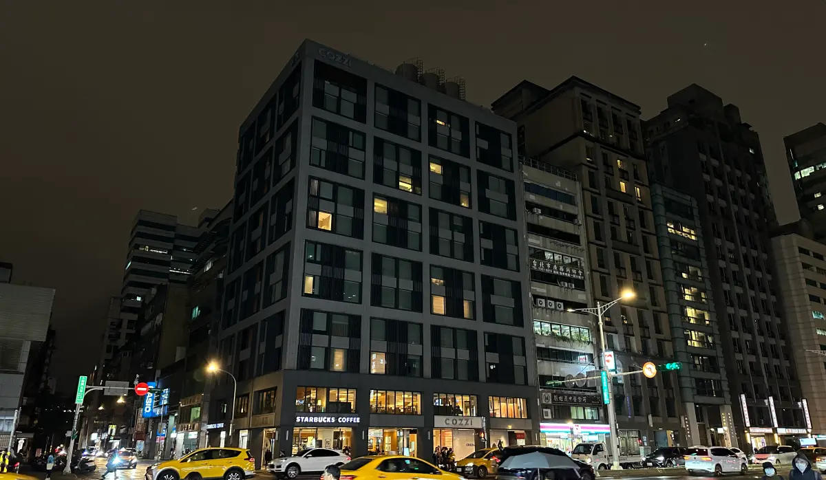 ▲3月28日就是「世界關燈日」（Earth Hour），這天全台多家飯店、旅館響應活動，將於晚上8點30分關閉非必要燈元一小時。（圖／國泰觀光事業提供www.cathayhotel.com.tw）