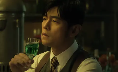 ▲周杰倫〈太陽之子〉MV走詭譎、懸疑的路線。（圖／翻攝自YouTube 周杰倫 Jay Chou）