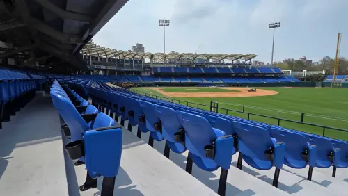 ▲新莊球場內野一般區全面換新為大巨蛋同等級座椅。（圖／富邦悍將提供）