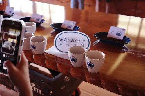 ▲藍火山咖啡莊園以「生產世界上最好的咖啡」為目標，專注於微批次生產，堅持人工採收與嚴格挑選成熟果實。(圖／瓦卡咖啡提供2026.3.24)